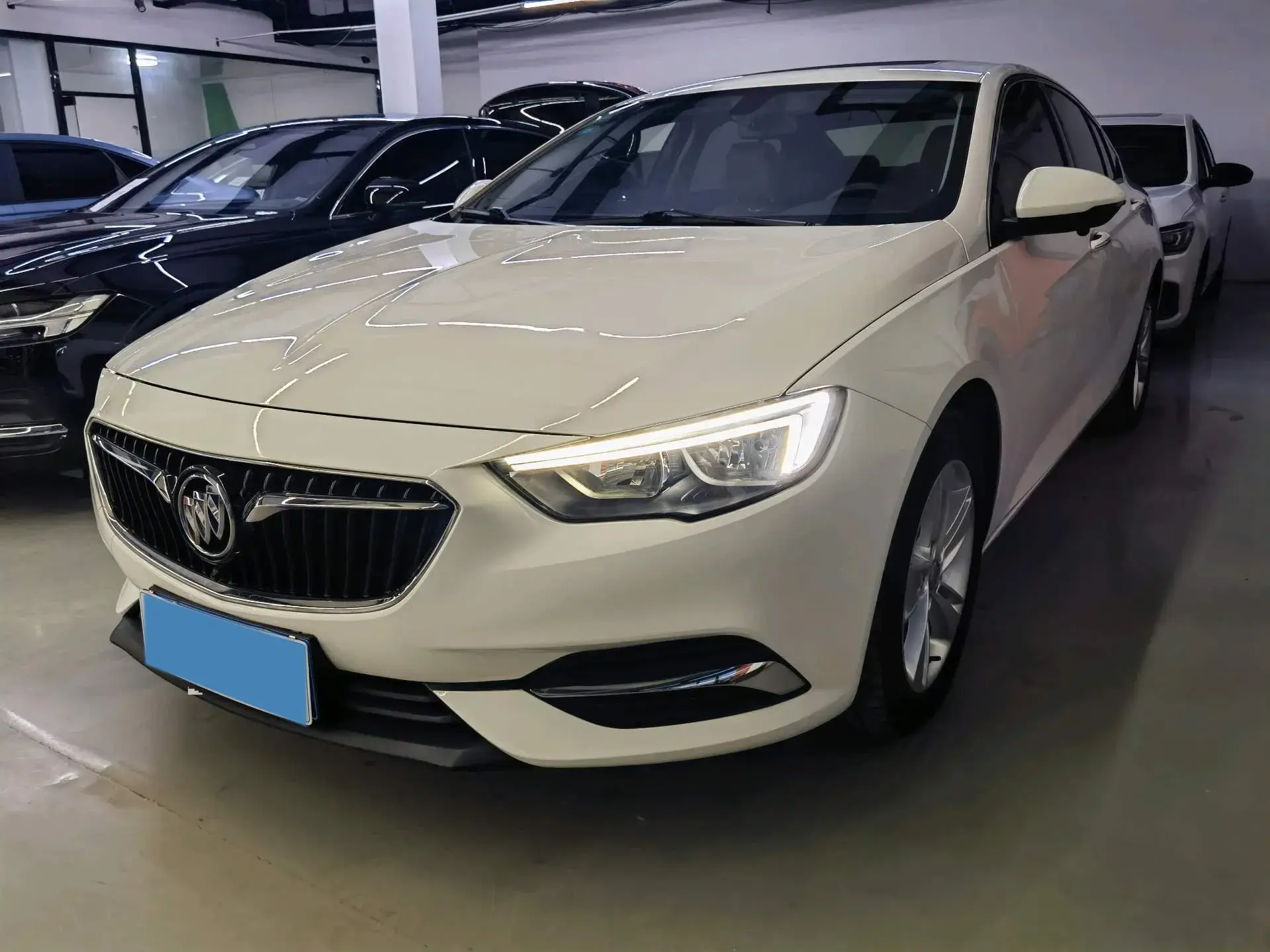 2019 BUICK REGAL view 1