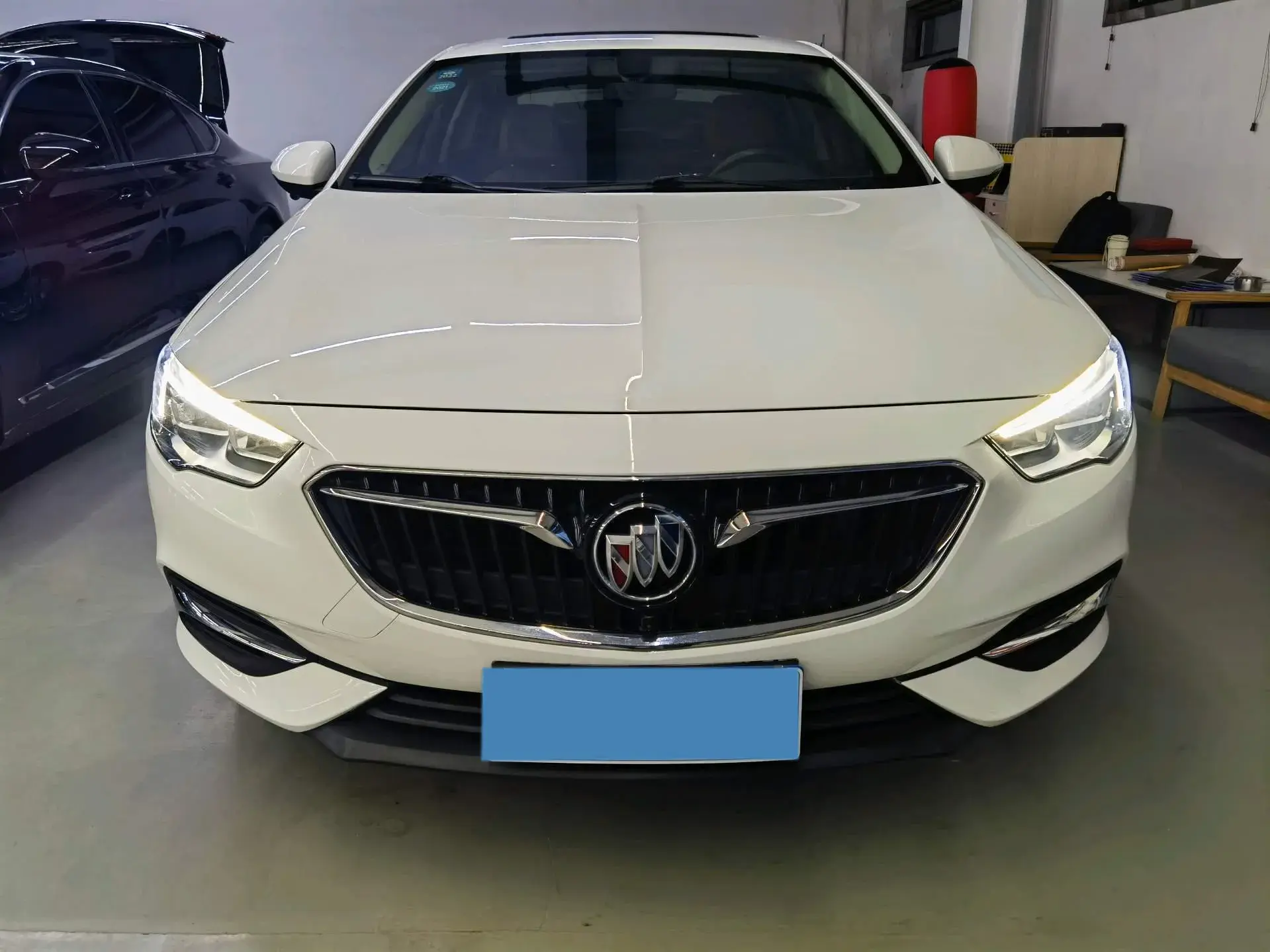 2019 BUICK REGAL thumbnail 2
