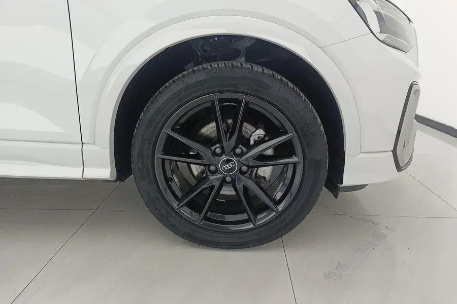 2022 AUDI Q2L thumbnail 3