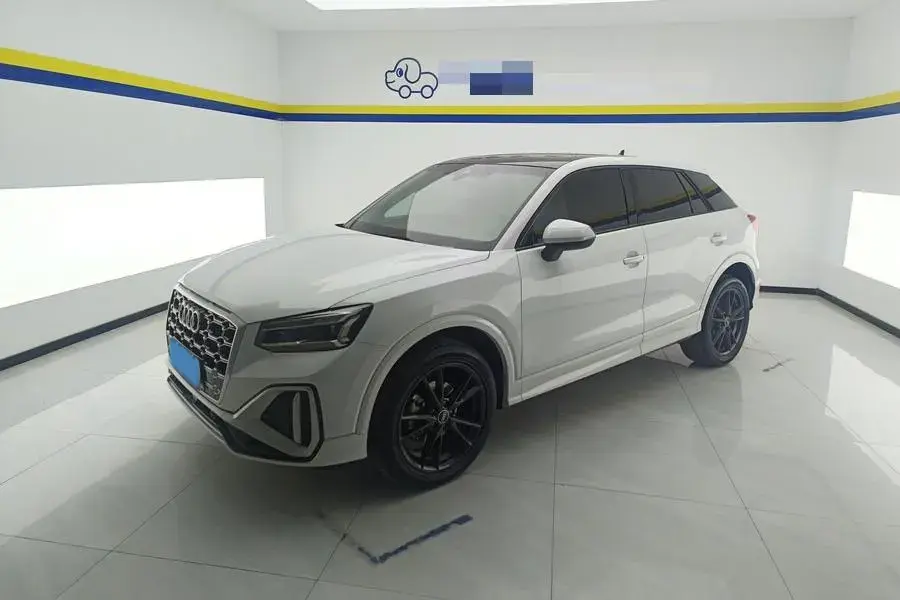 2022 AUDI Q2L view 1