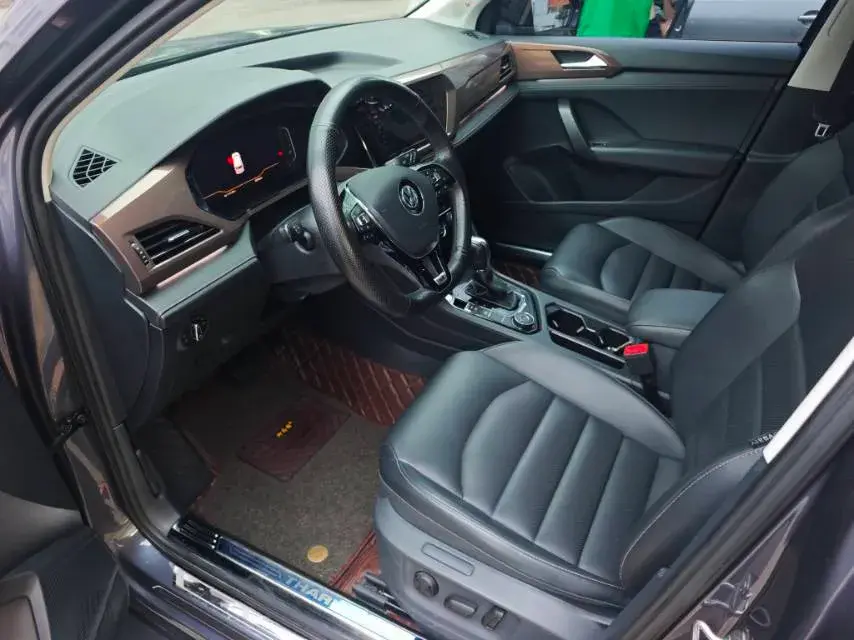 2020 VOLKSWAGEN THARU thumbnail 2