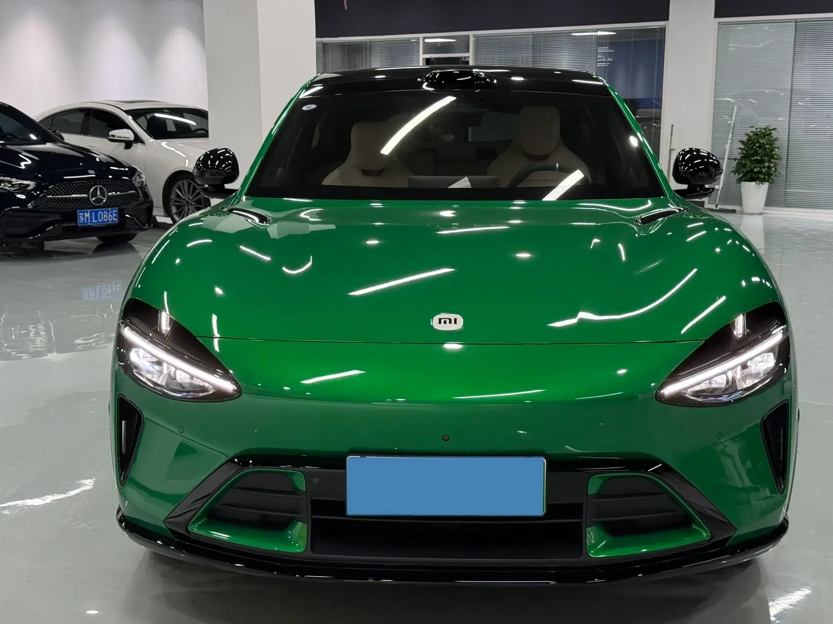 2025 MI YU7 thumbnail 2