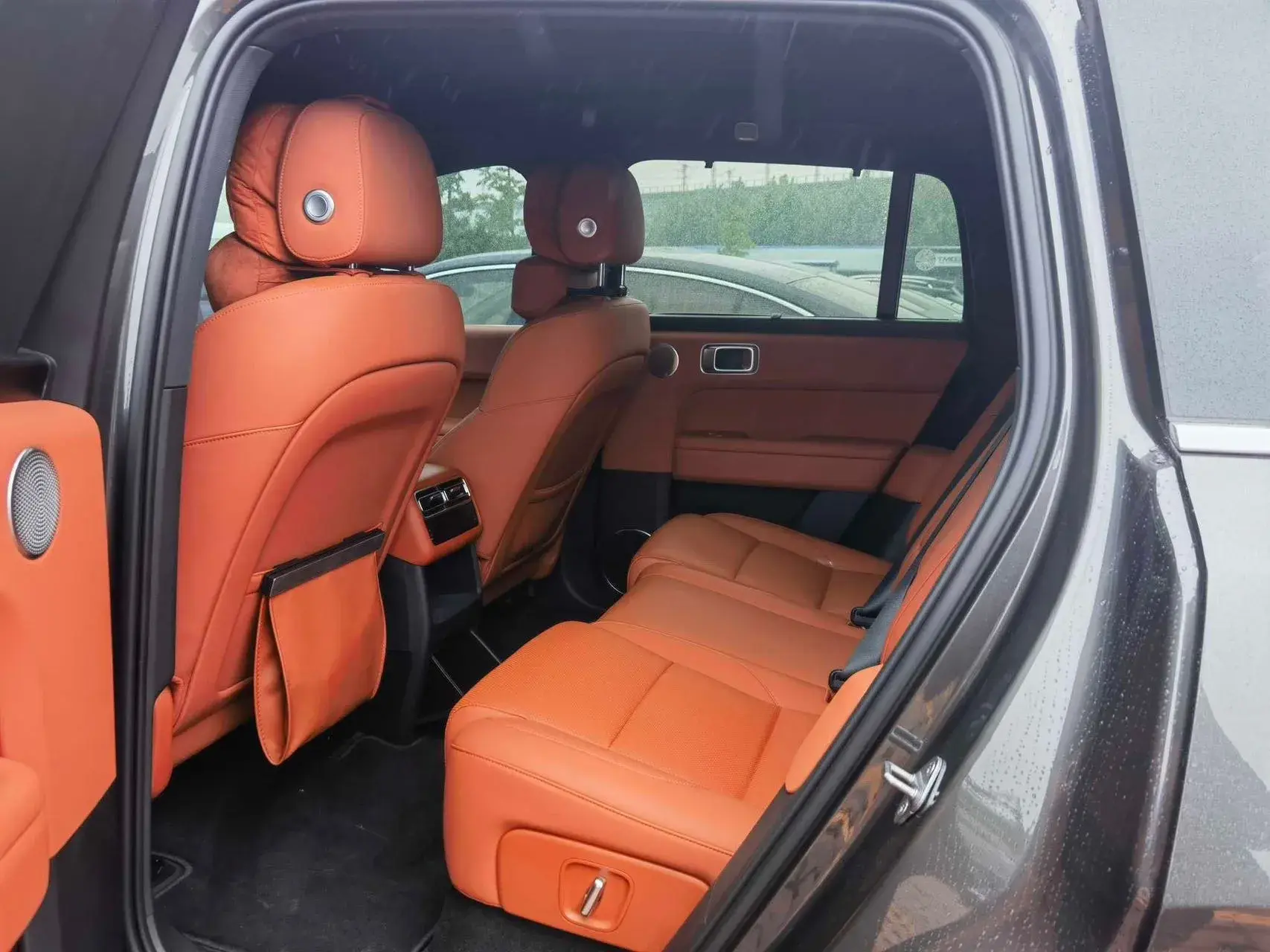 2024 LI L6 thumbnail 4