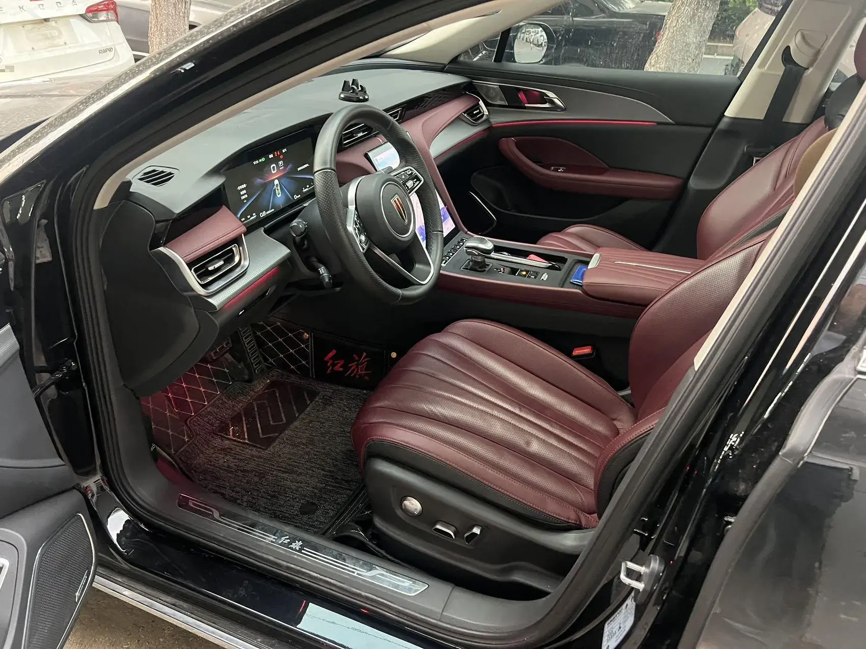 2023 HONGQI H5 thumbnail 4