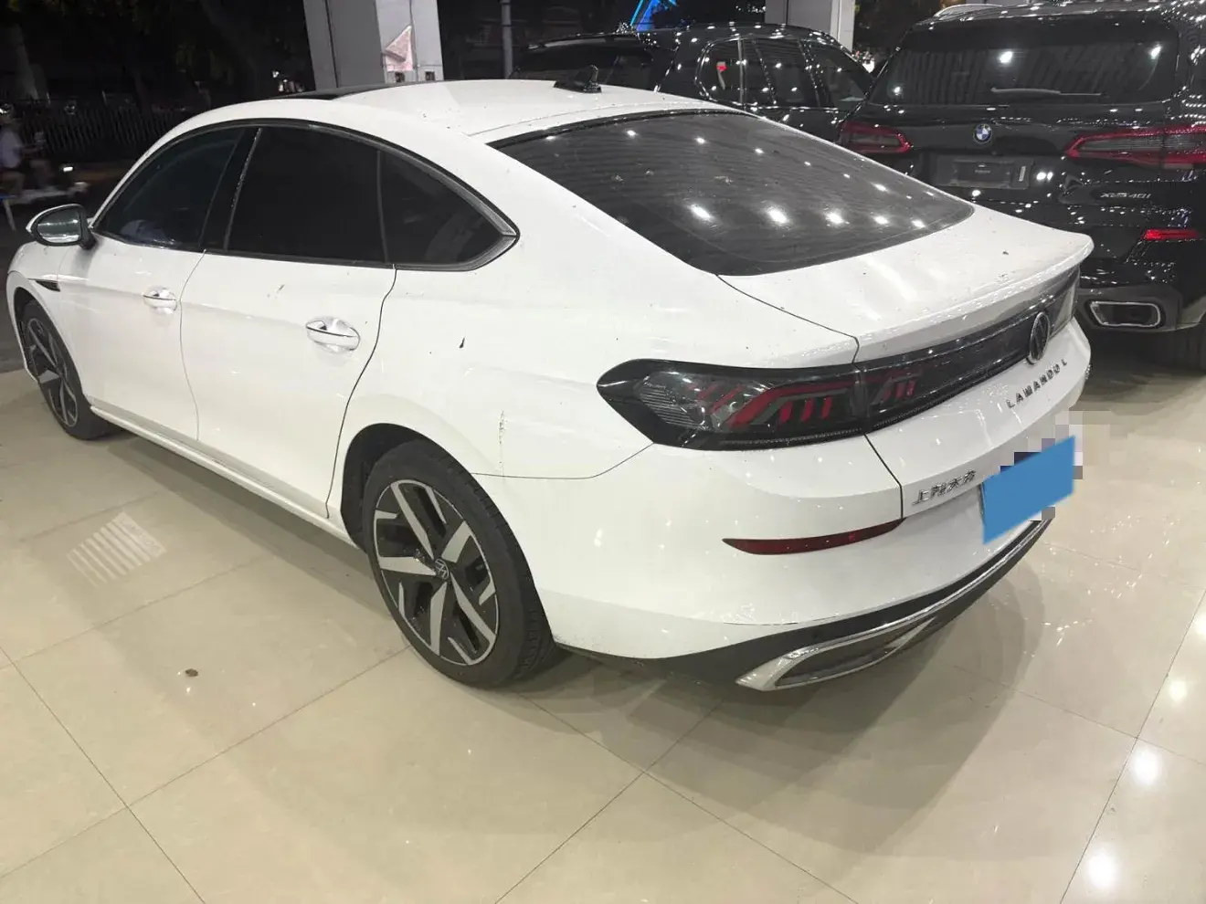 2022 VOLKSWAGEN LAMANDO thumbnail 3