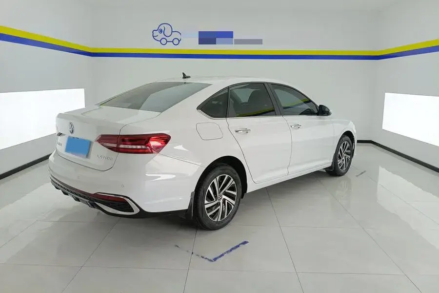 2024 VOLKSWAGEN LAVIDA thumbnail 2