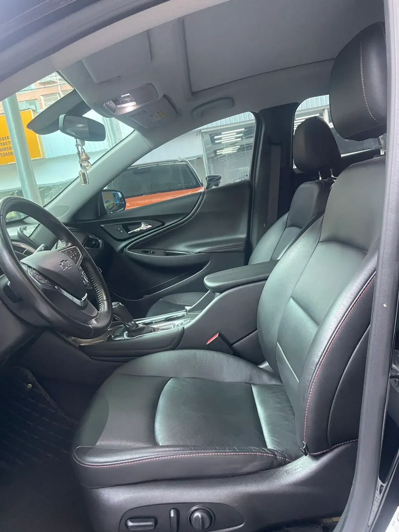 2020 CHEVROLET MALIBU thumbnail 4