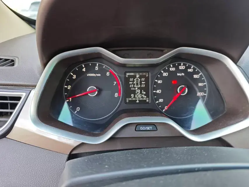 2019 BAOJUN 530 thumbnail 3