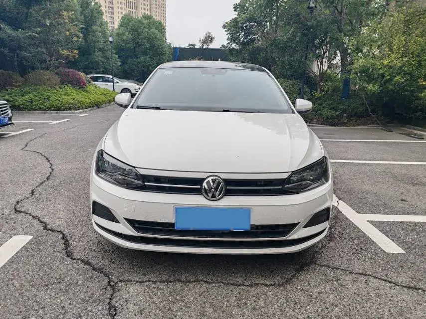 2019 VOLKSWAGEN POLO thumbnail 3