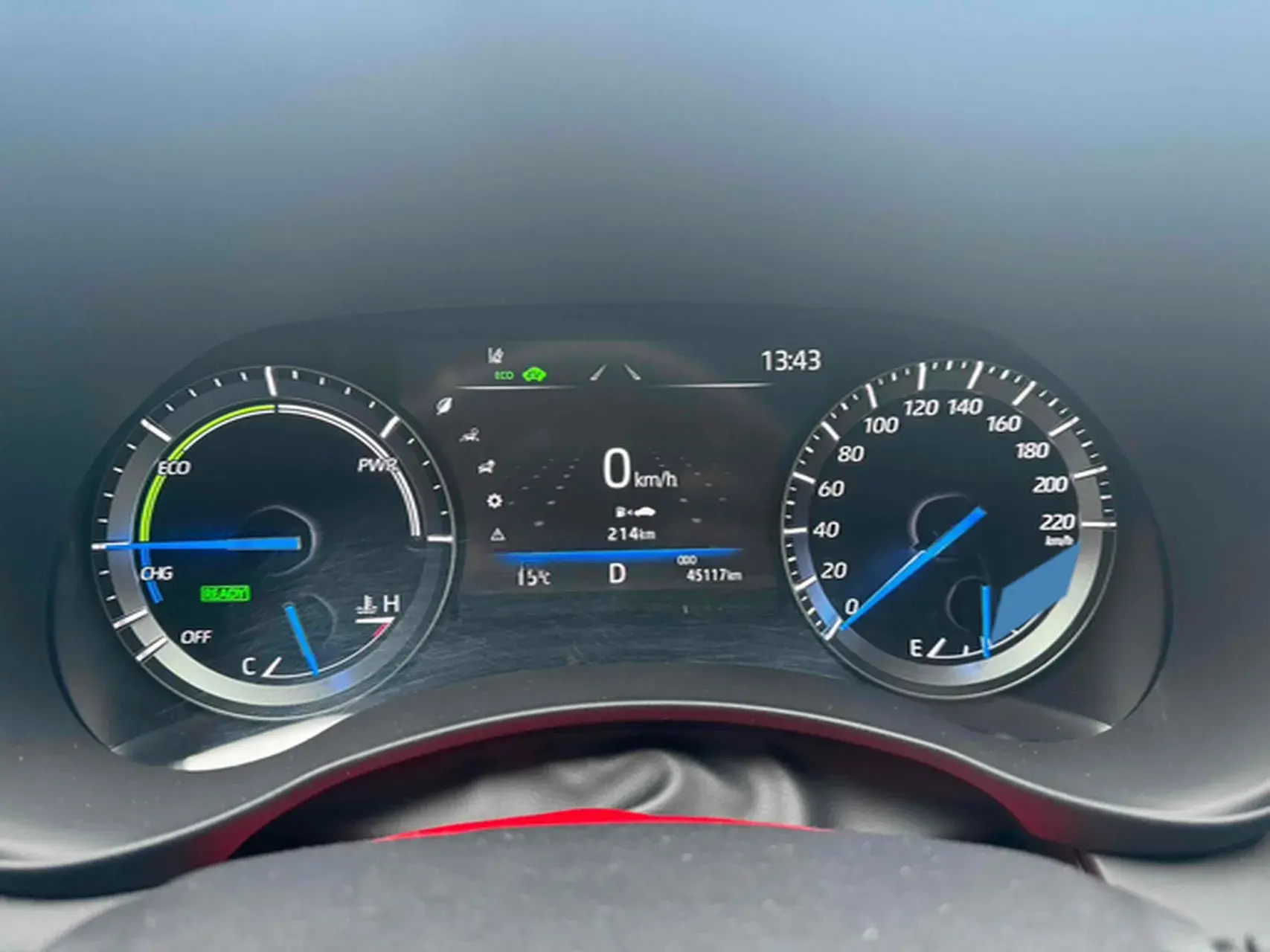 2023 TOYOTA CROWN thumbnail 3