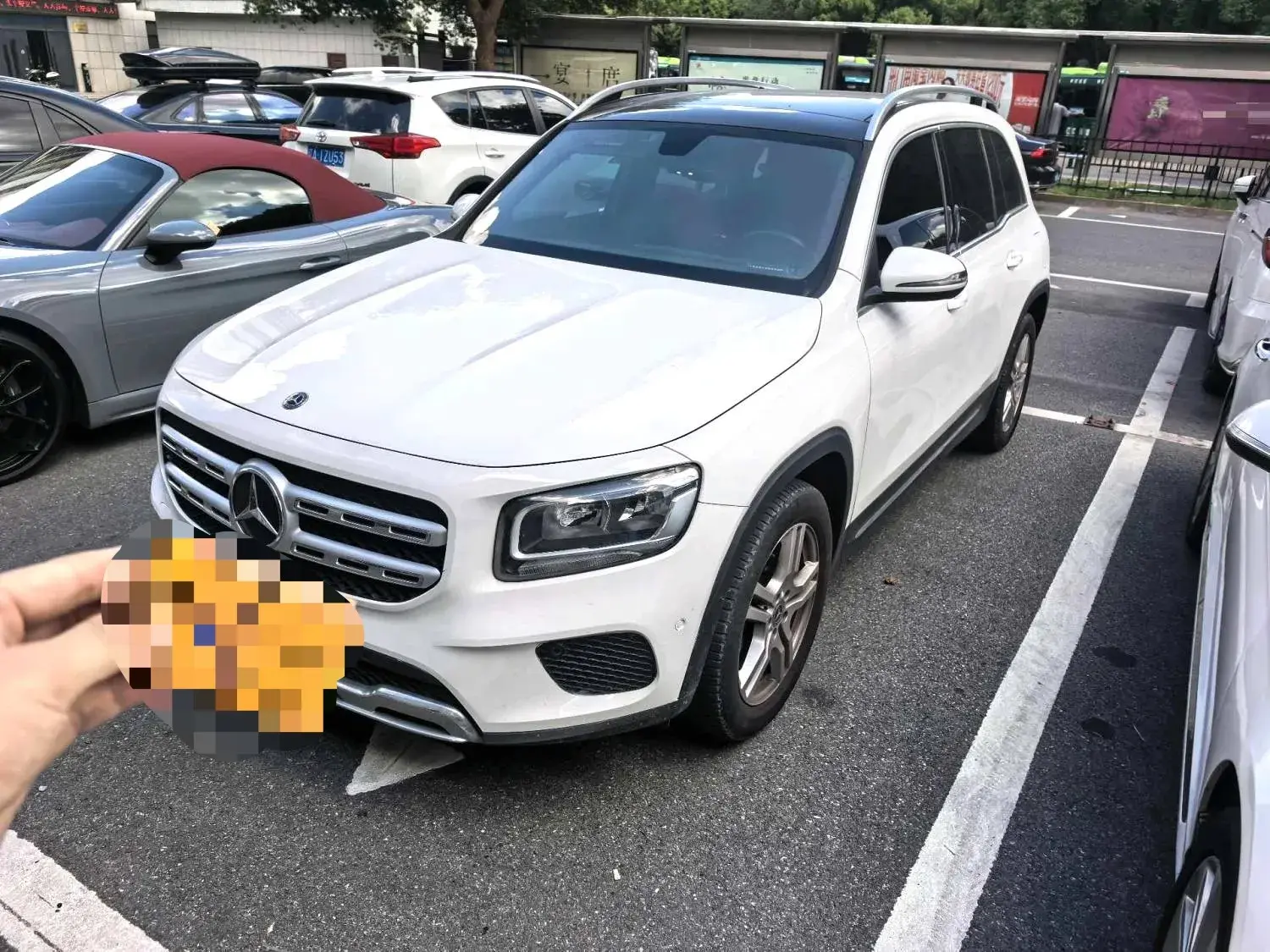 2020 MERCEDES-BENZ GLB view 1