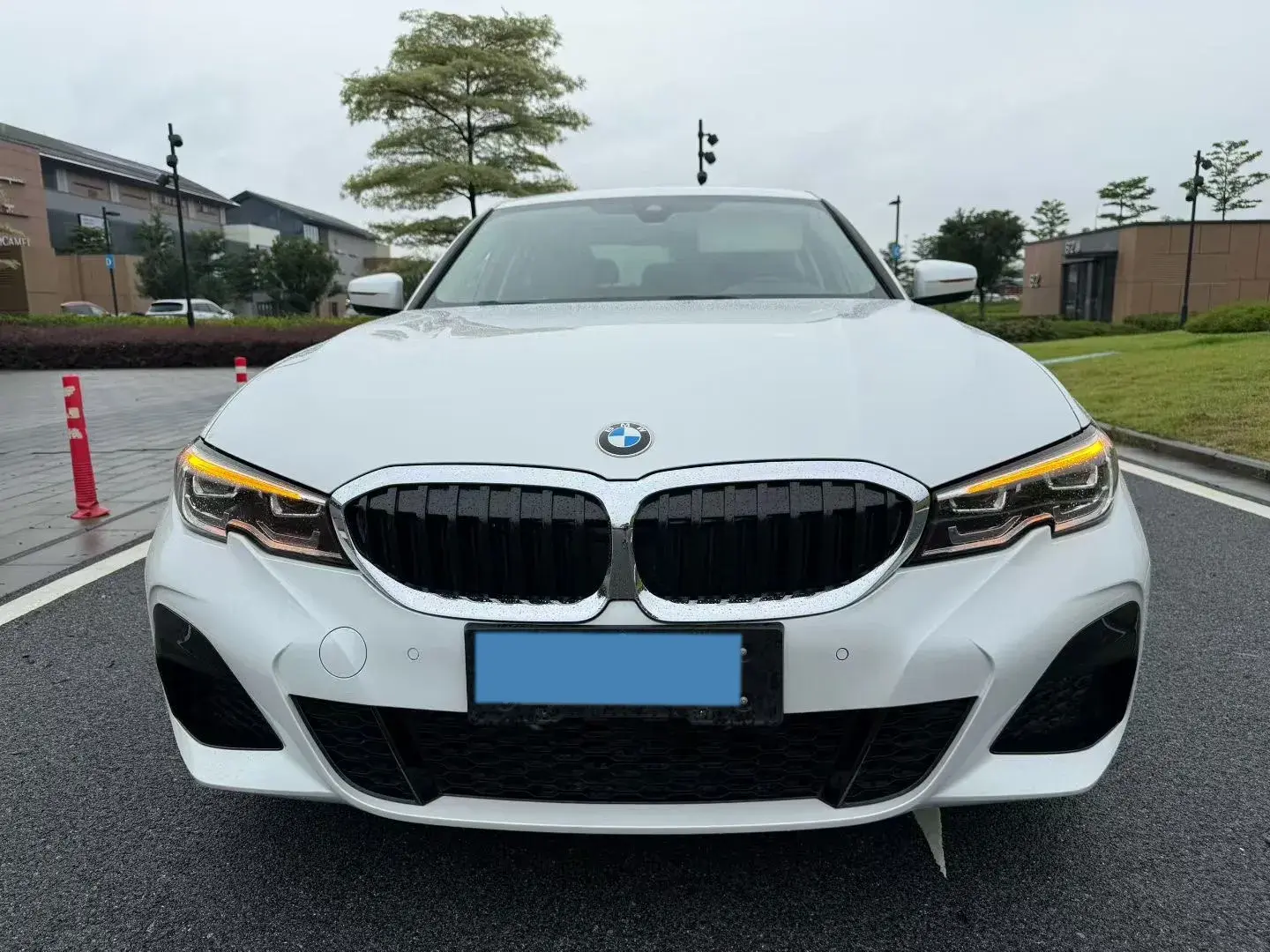 2021 BMW 3 thumbnail 2
