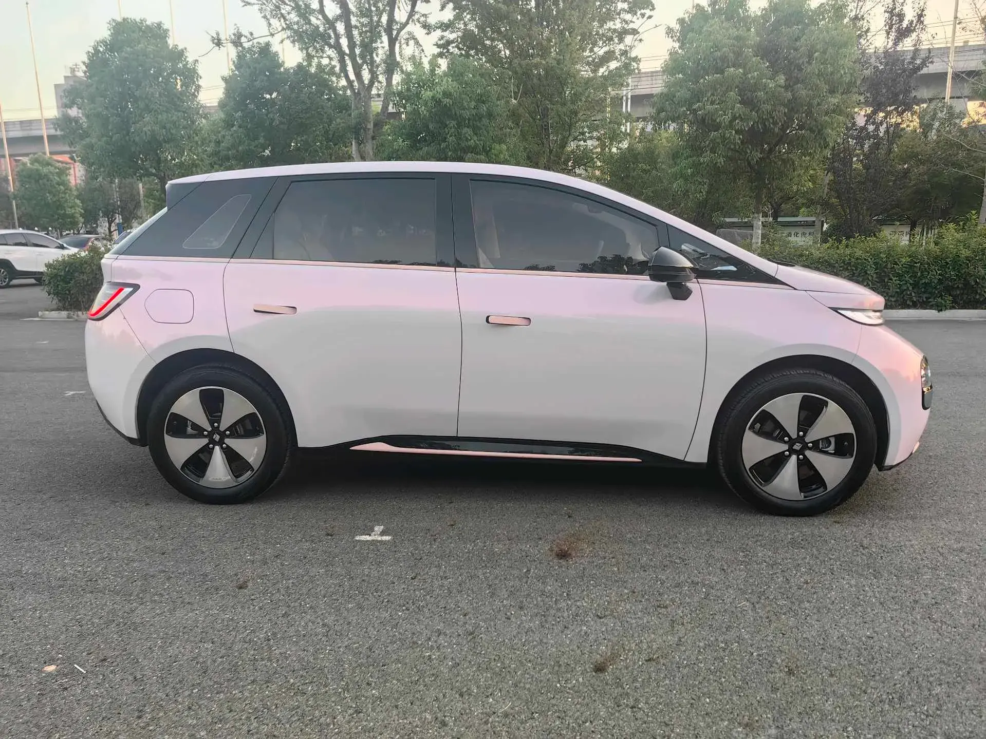 2023 BAOJUN CLOUD thumbnail 4