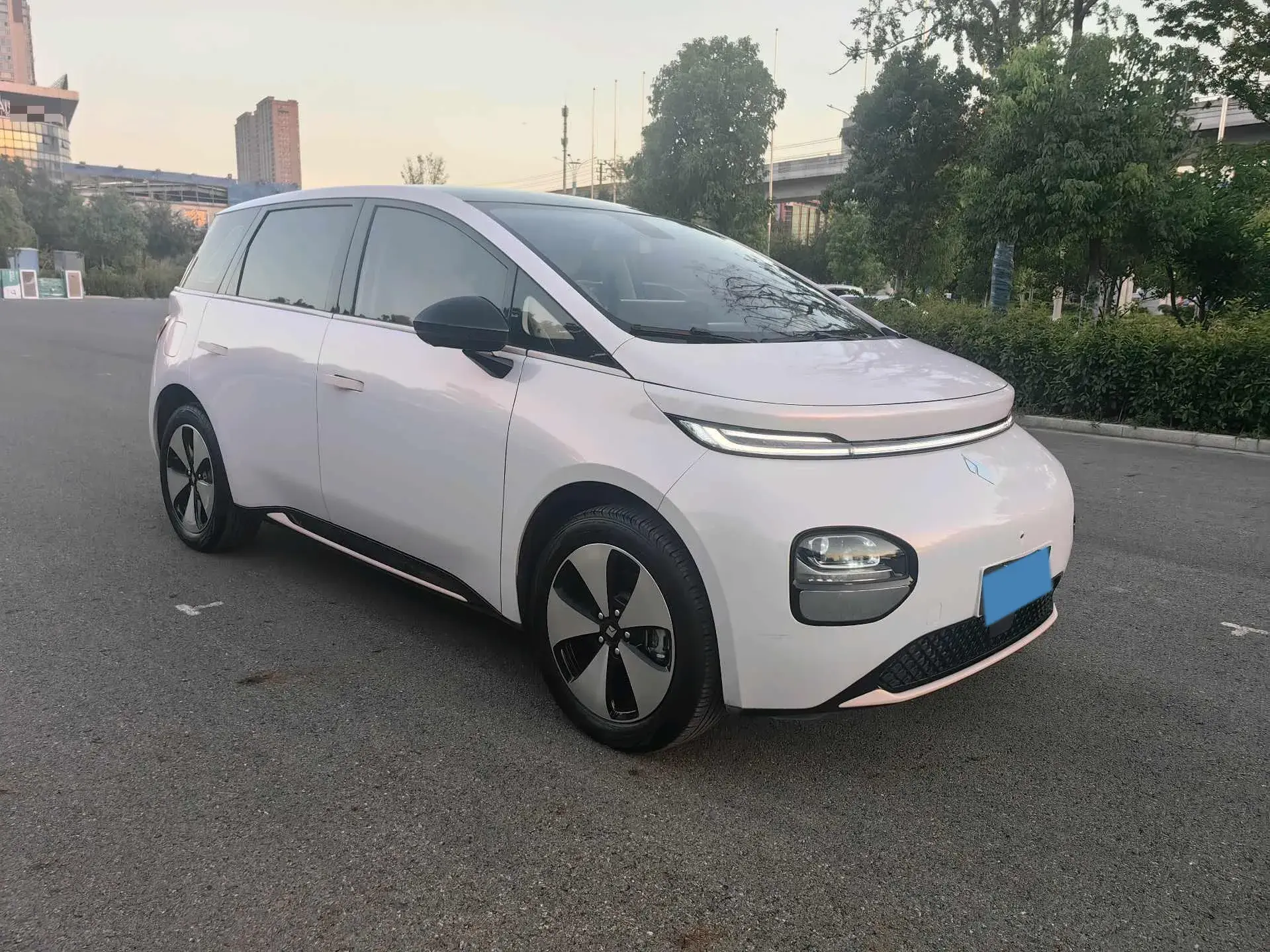 2023 BAOJUN CLOUD thumbnail 3