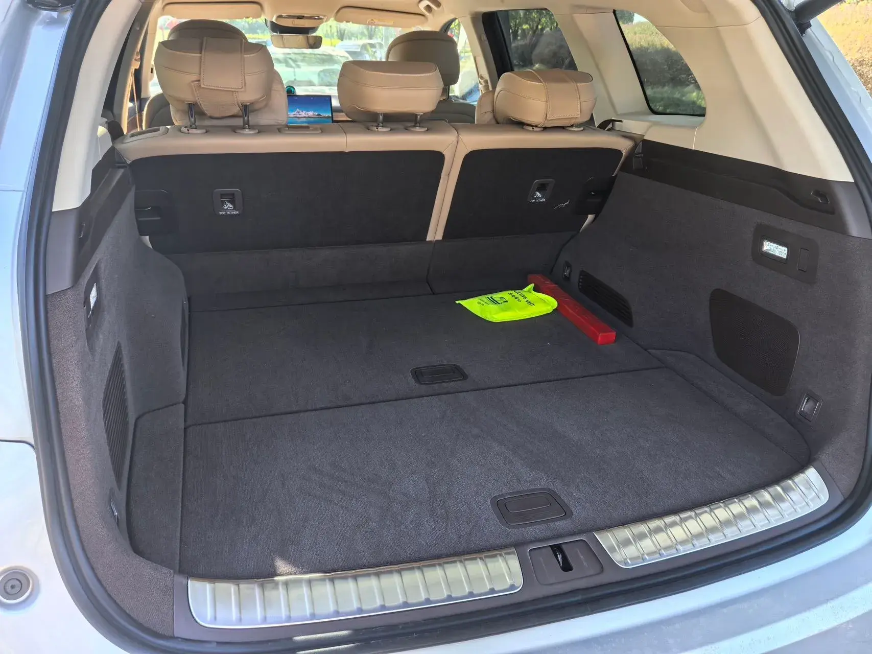 2024 AITO AITO thumbnail 4