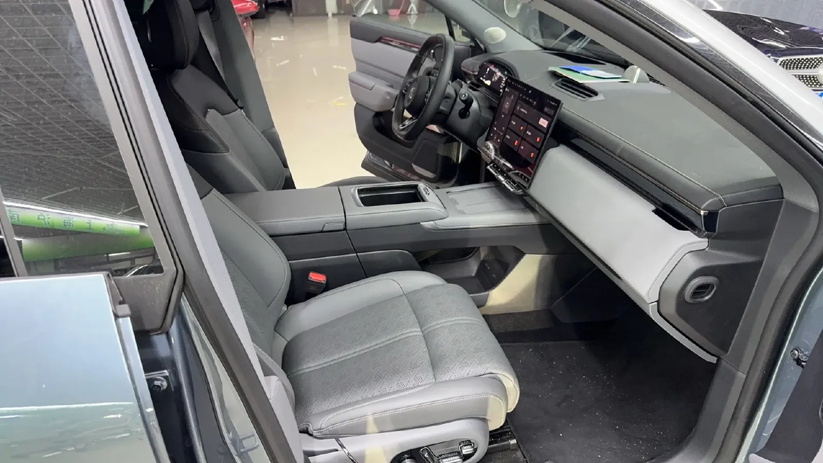 2025 Zeekr 7X BEV 100KWH,autocango,china used car exporter,china ev exporter,chinese used car exporter,chinese used ev exporter