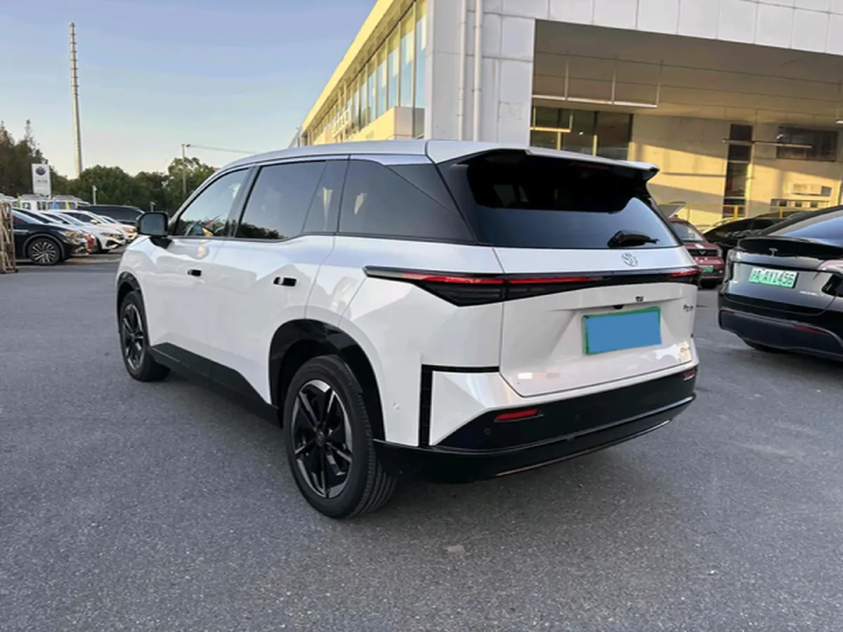 2025 Toyota BZ3X BEV 58.37KWH,autocango,china used car exporter,china ev exporter,chinese used car exporter,chinese used ev exporter