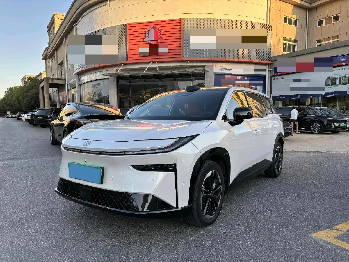 2025 Toyota BZ3X BEV 58.37KWH,autocango,china used car exporter,china ev exporter,chinese used car exporter,chinese used ev exporter