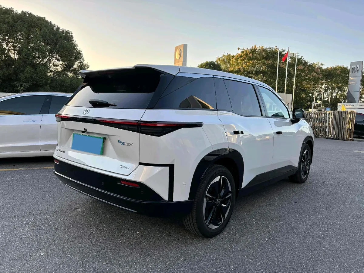 2025 Toyota BZ3X BEV 58.37KWH,autocango,china used car exporter,china ev exporter,chinese used car exporter,chinese used ev exporter