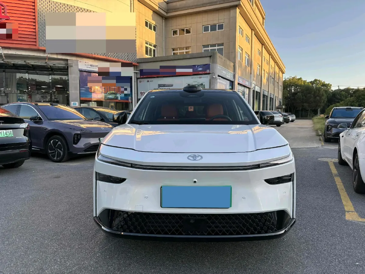 2025 Toyota BZ3X BEV 58.37KWH,autocango,china used car exporter,china ev exporter,chinese used car exporter,chinese used ev exporter