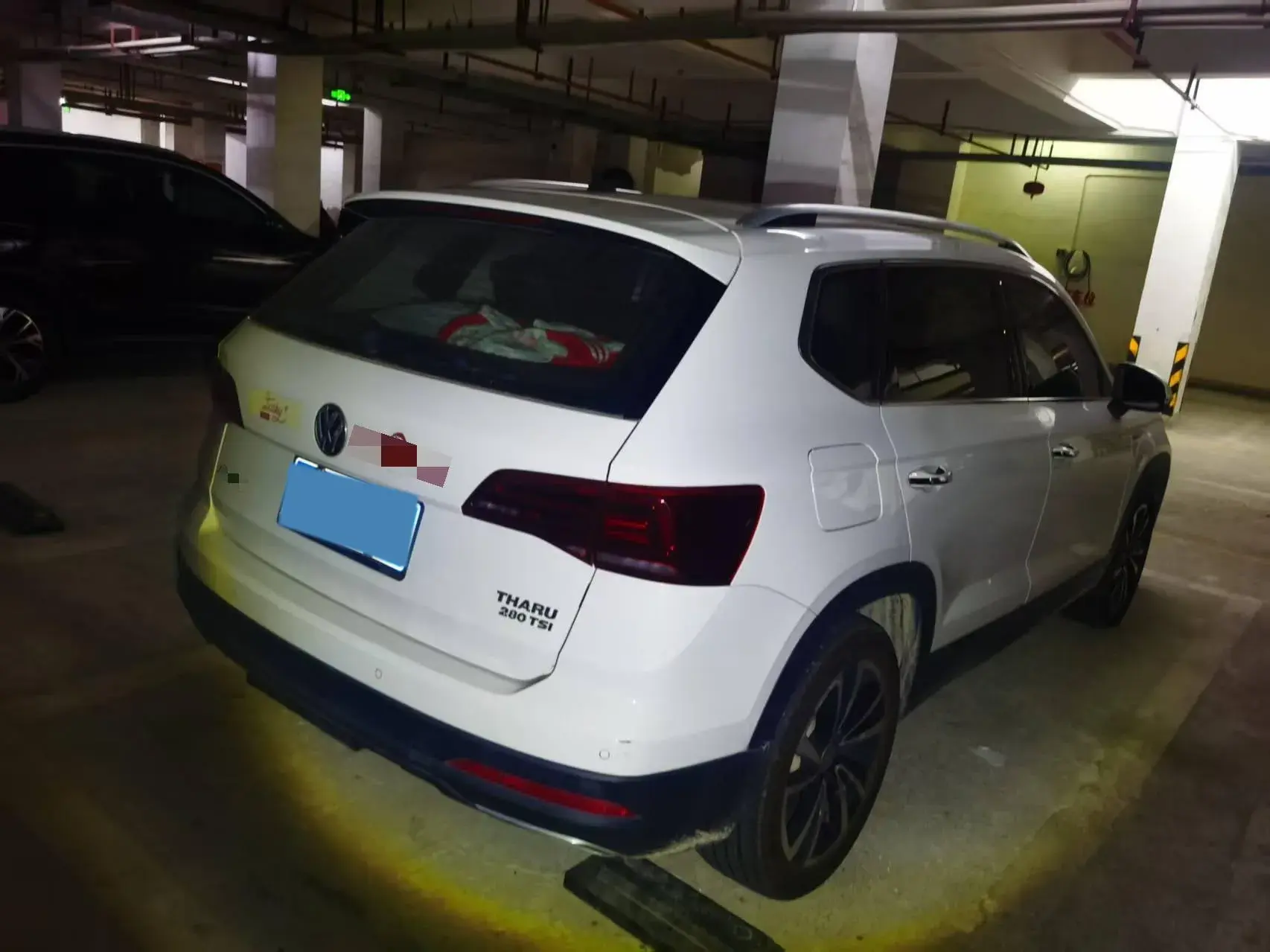 2019 VOLKSWAGEN THARU thumbnail 3