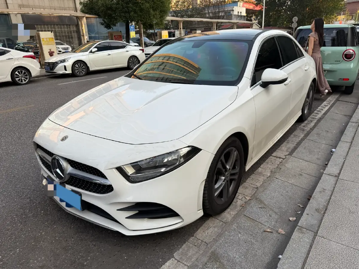 2020 Mercedes-Benz A Class 1.3T 136HP L4 7DCT