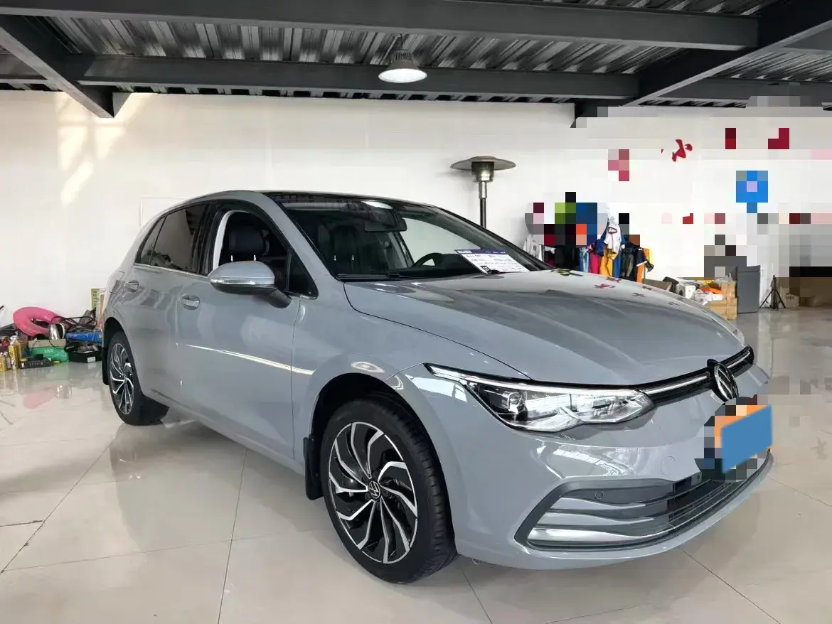 2021 VOLKSWAGEN GOLF thumbnail 3