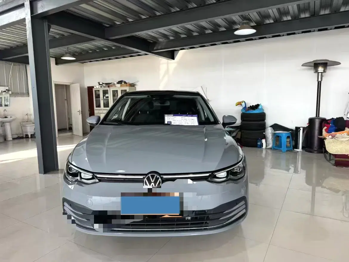 2021 VOLKSWAGEN GOLF thumbnail 2