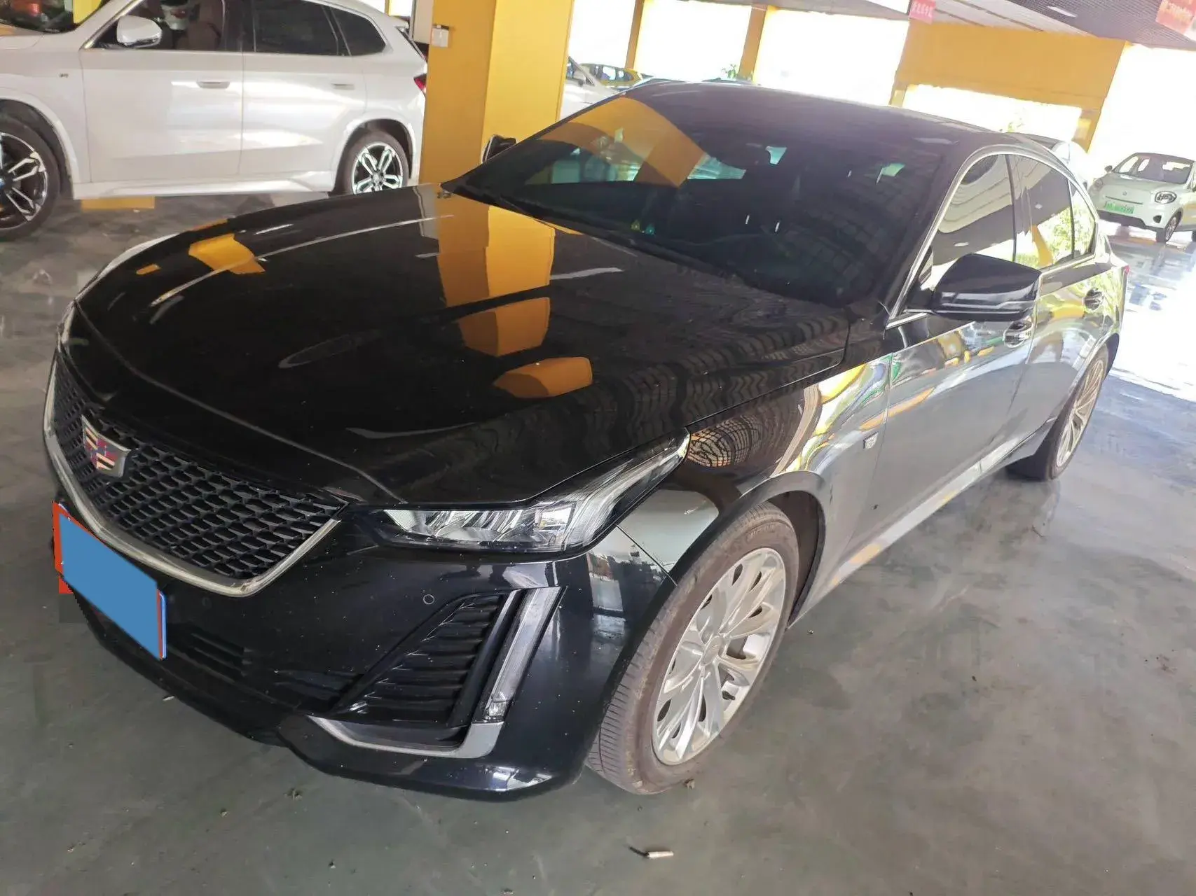 2022 CADILLAC CT5 view 1