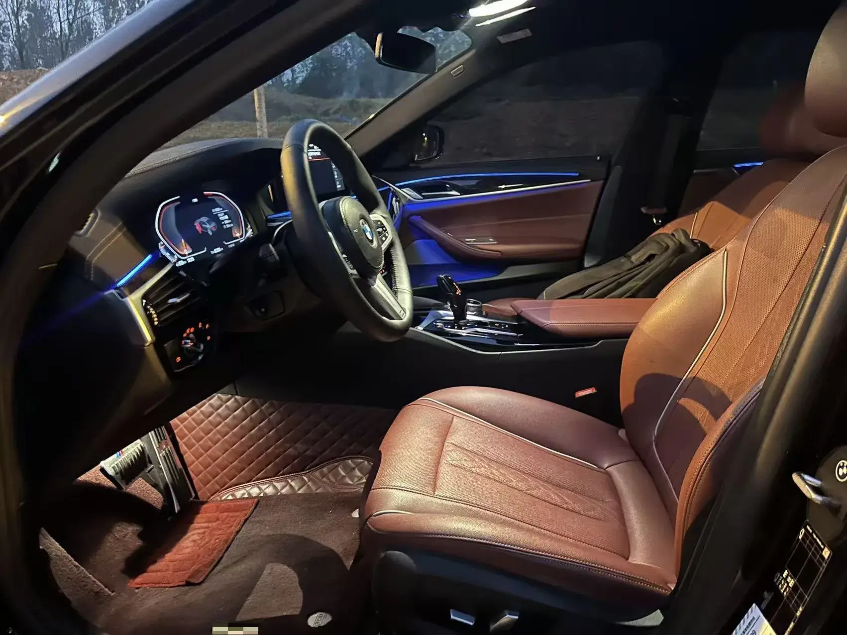 2022 BMW 5 thumbnail 4