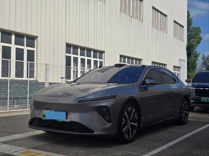 2024 NIO ET7 view 1