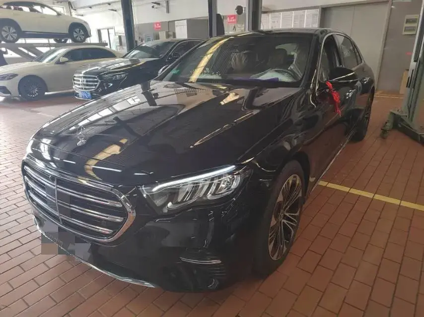 2024 MERCEDES-BENZ E view 1