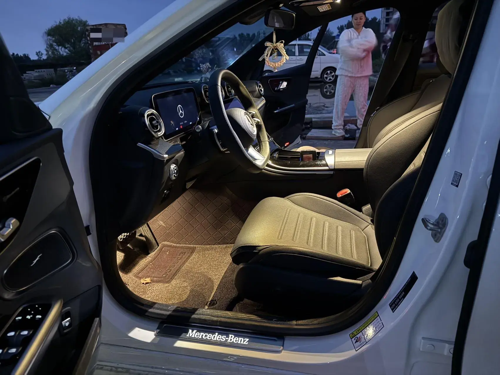 2024 MERCEDES-BENZ C thumbnail 4