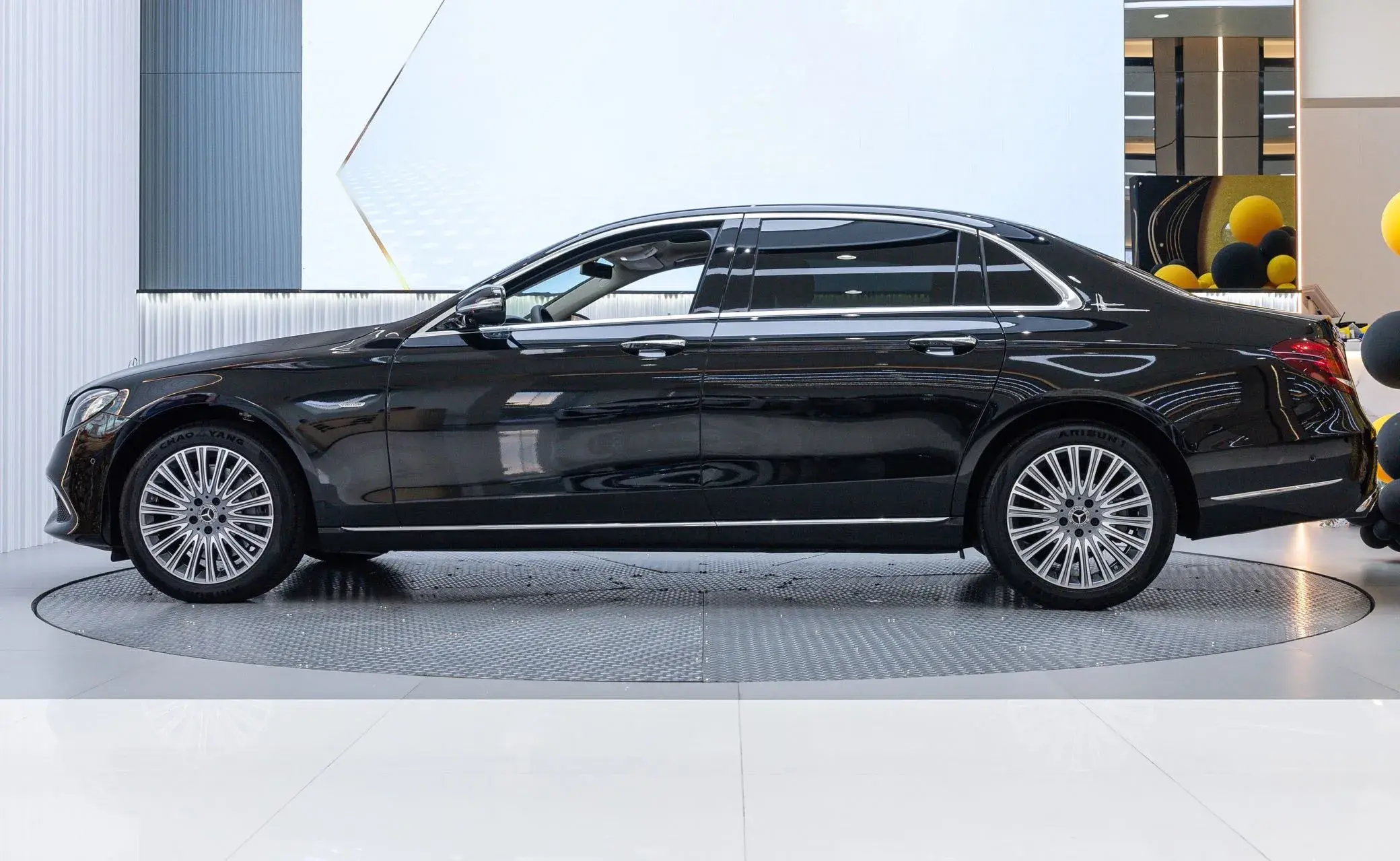 2020 MERCEDES-BENZ E thumbnail 2