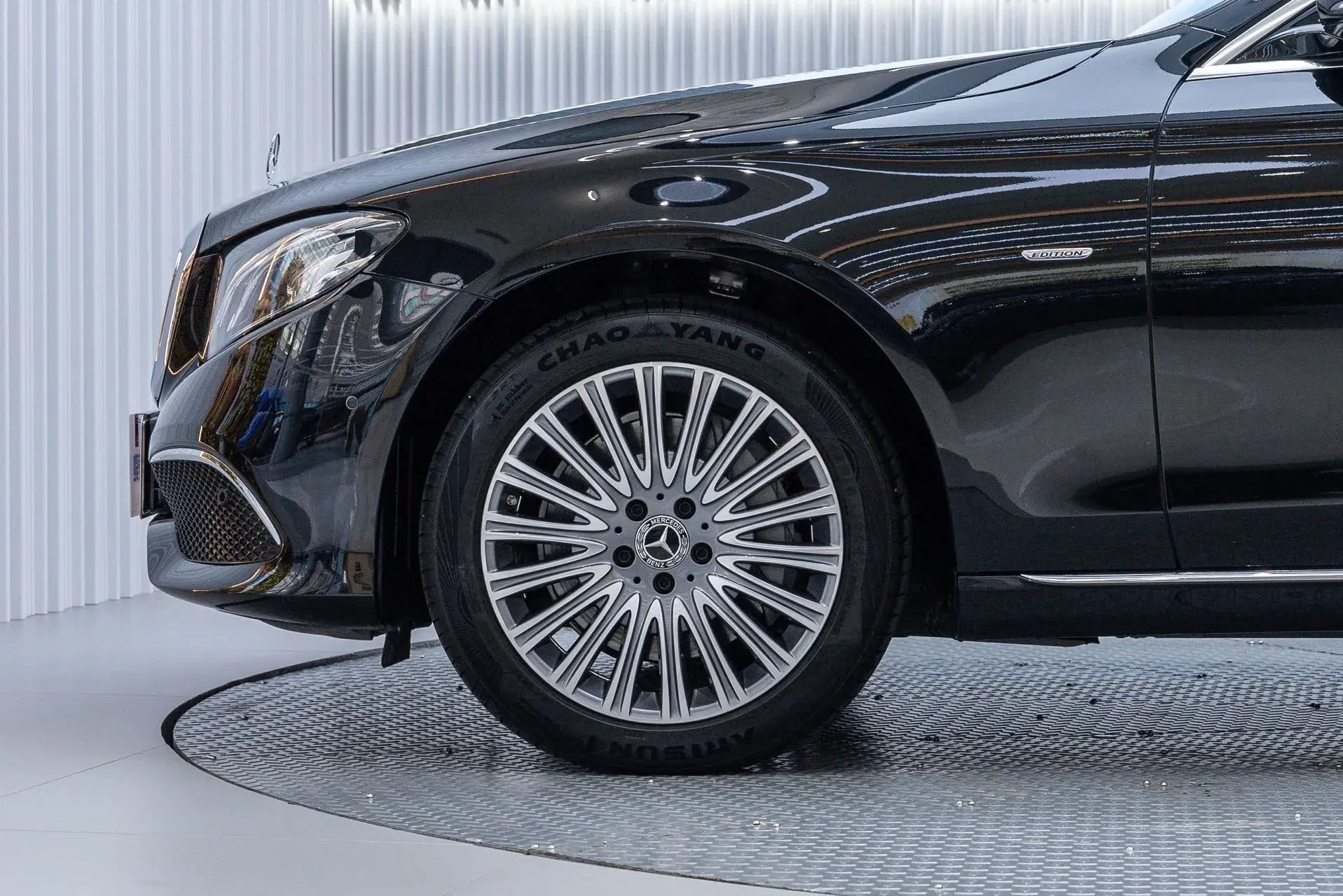 2020 MERCEDES-BENZ E thumbnail 4