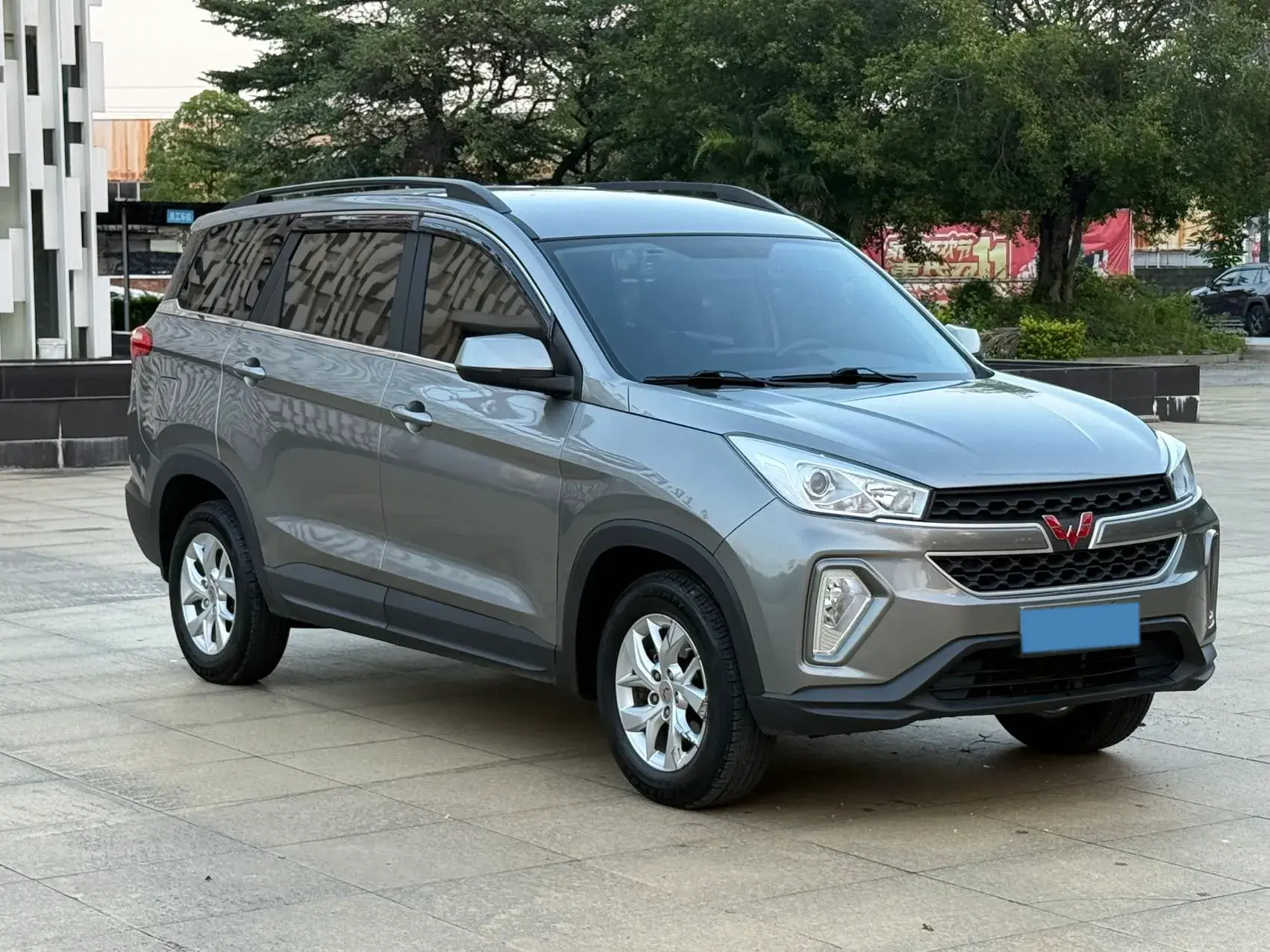 2019 WULING HONGGUANG thumbnail 3