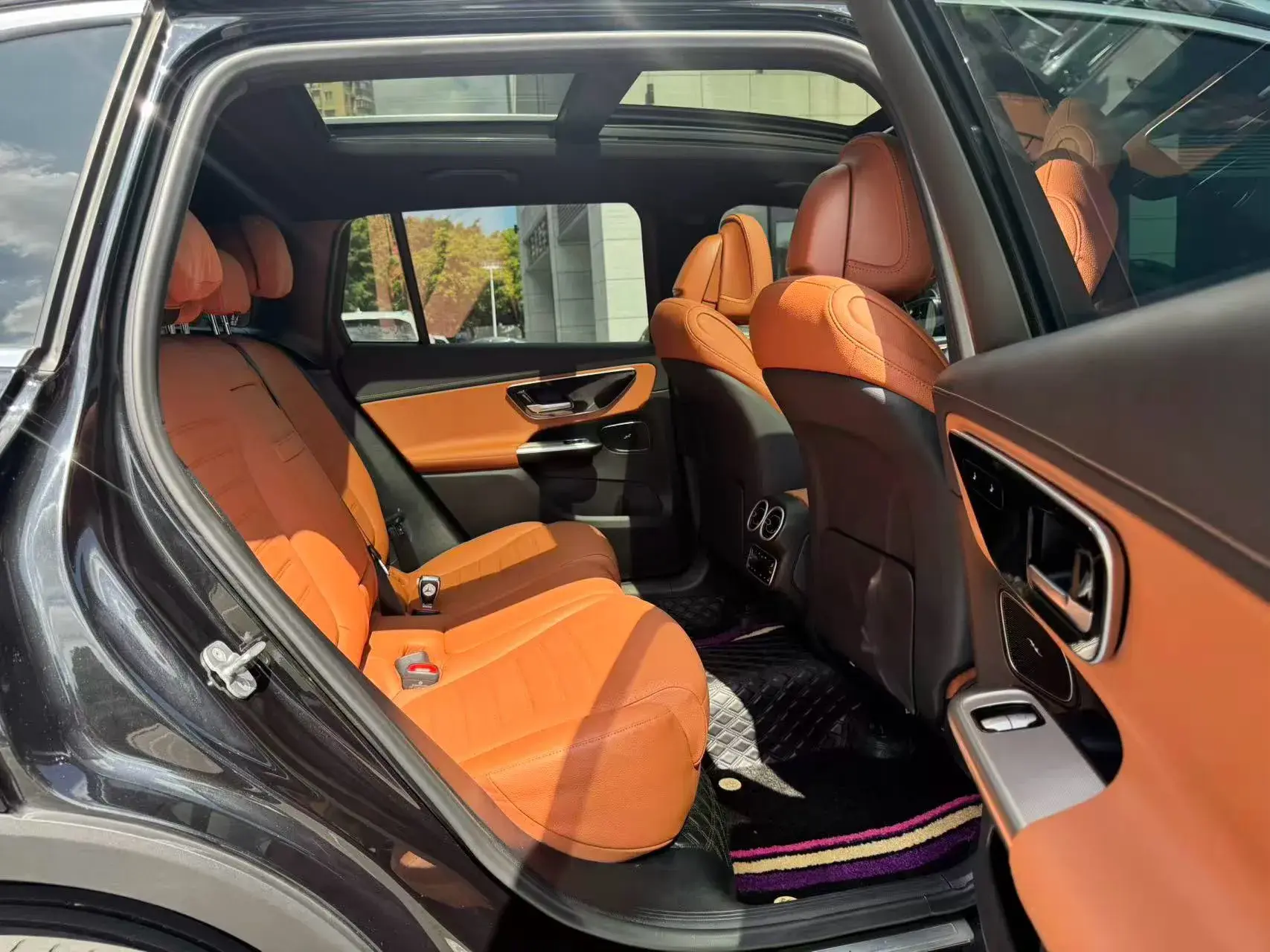 2024 MERCEDES-BENZ GLC thumbnail 4