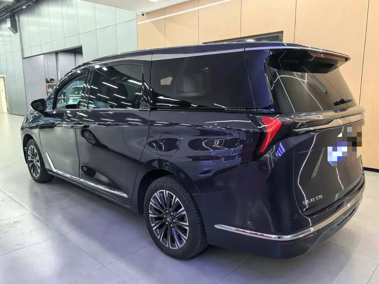 2025 BUICK GL8 thumbnail 3