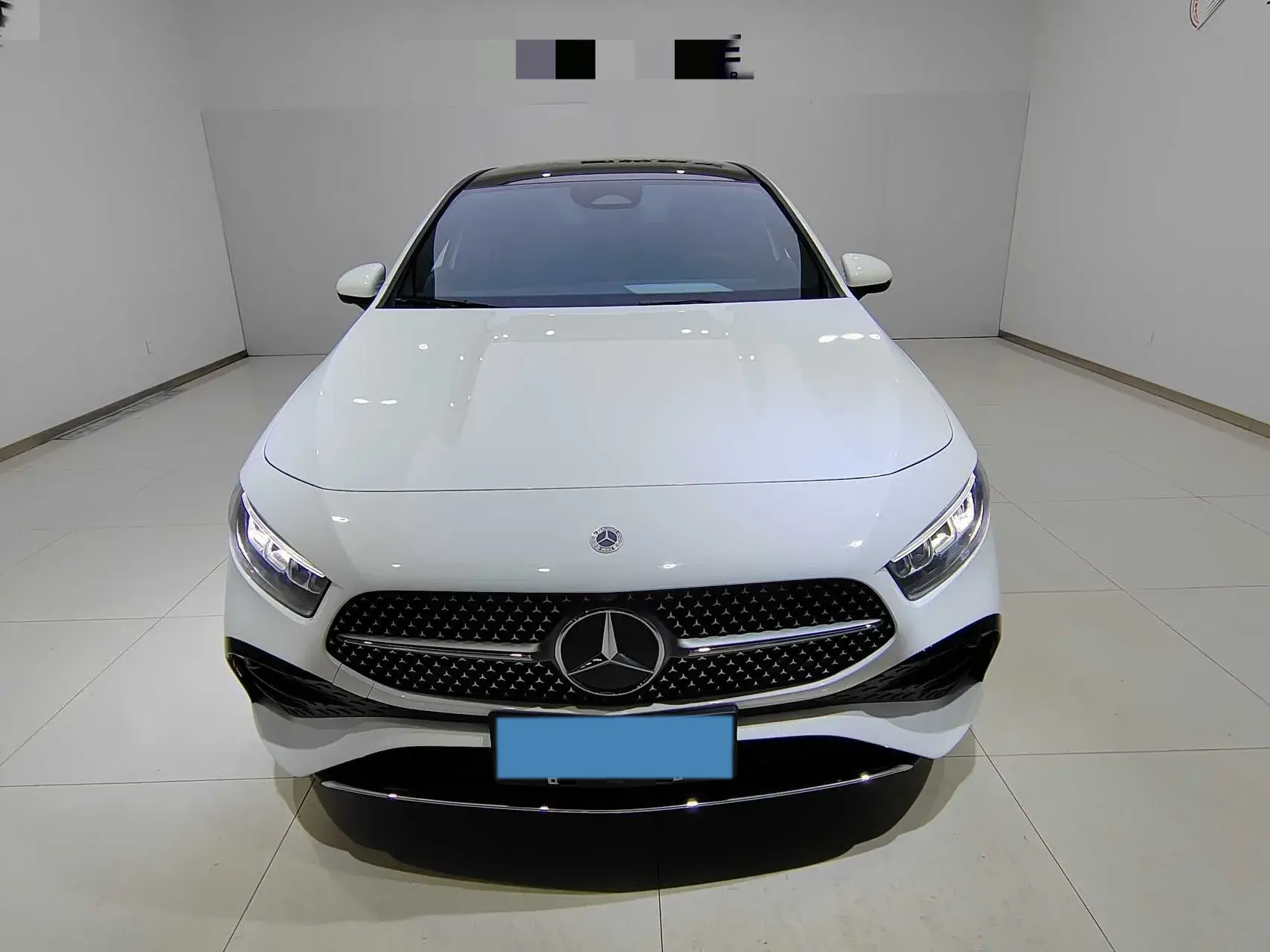 2024 MERCEDES-BENZ A thumbnail 2