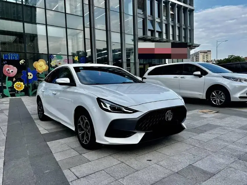 2022 MG 5 thumbnail 3