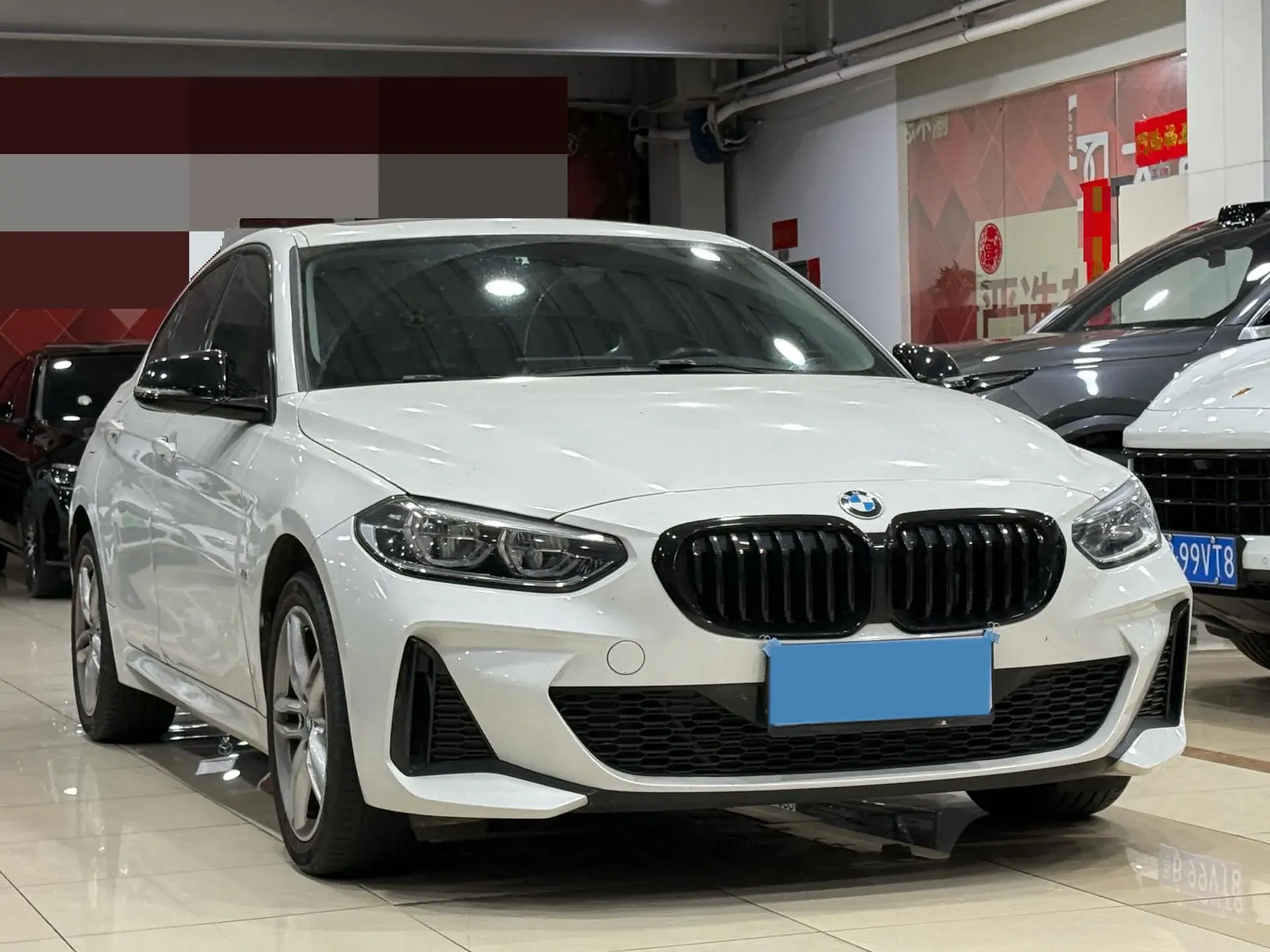 2022 BMW 1 thumbnail 3