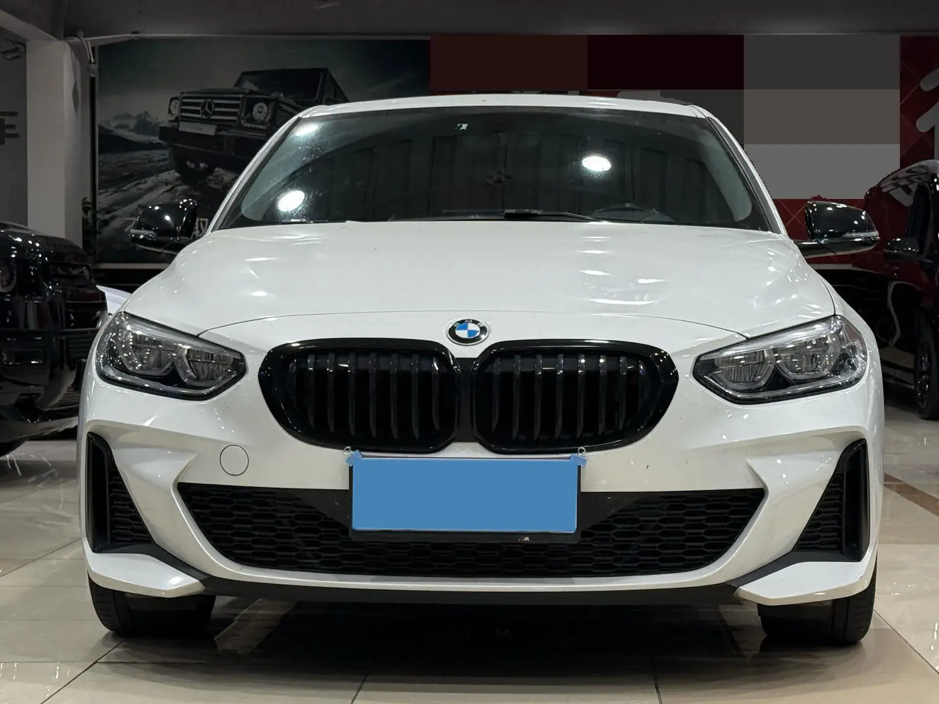 2022 BMW 1 thumbnail 2