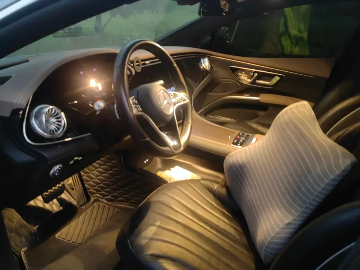 2022 Mercedes-Benz EQS Class BEV 111.8KWH,autocango,china used car exporter,china ev exporter,chinese used car exporter,chinese used ev exporter