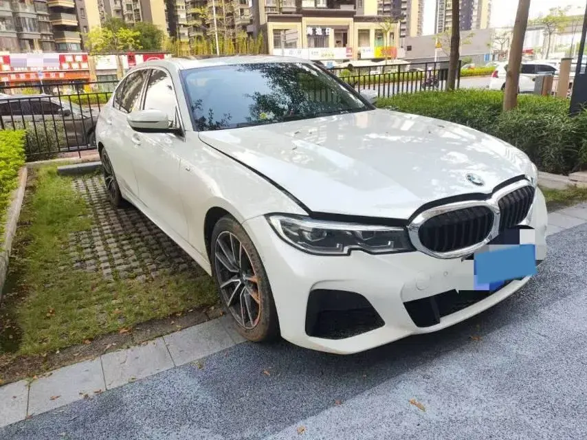 2020 BMW 3 thumbnail 3