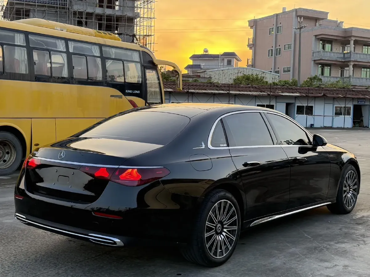 2025 Mercedes-Benz E Class 2.0T 258HP L4 9AT,autocango,china used car exporter,china ev exporter,chinese used car exporter,chinese used ev exporter