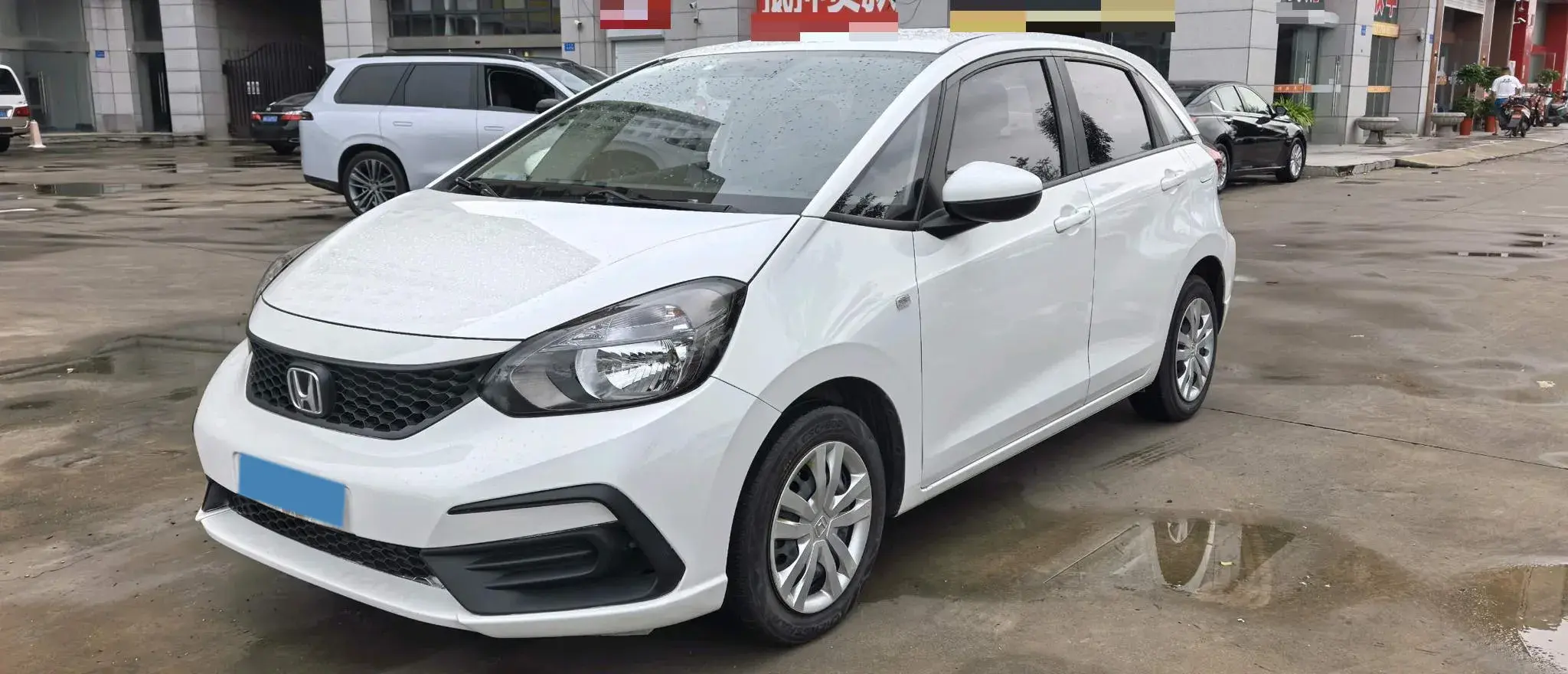 2021 HONDA FIT view 1