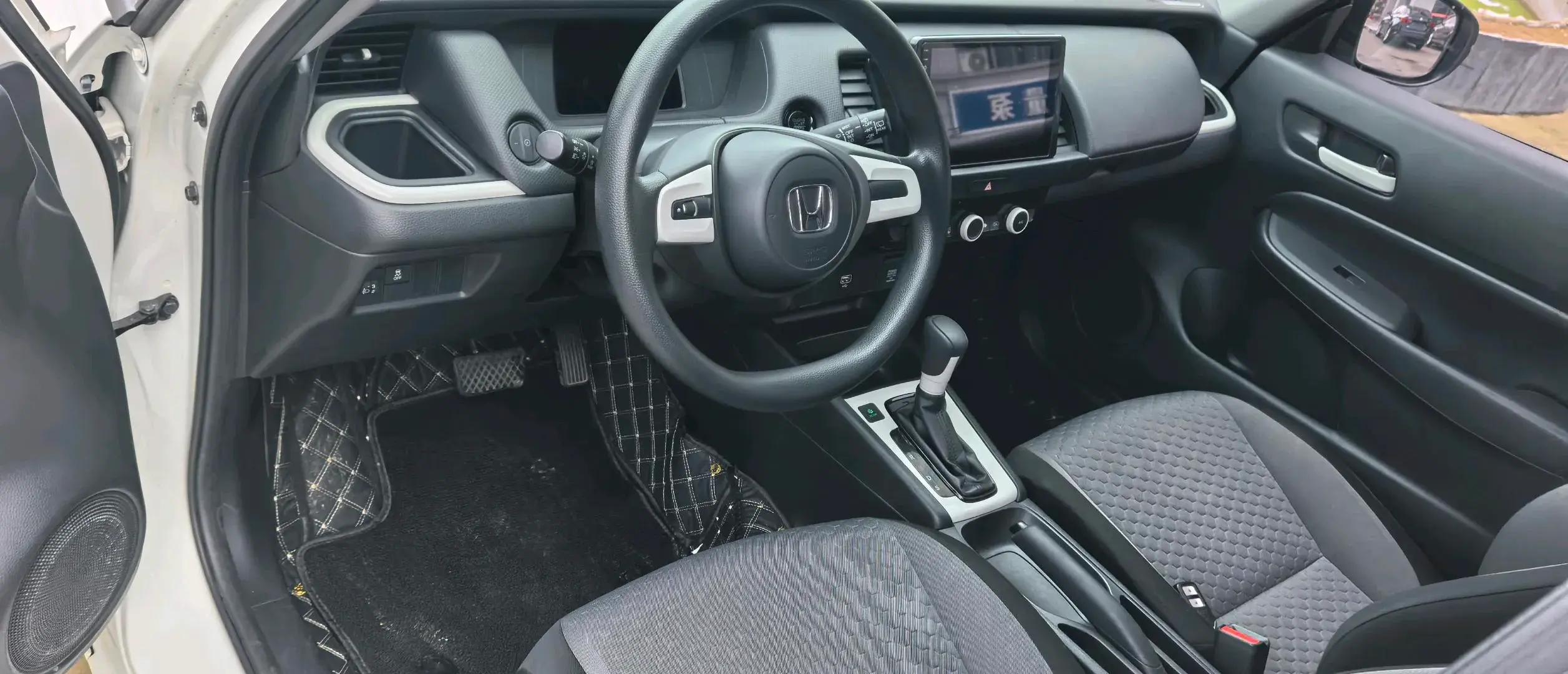 2021 HONDA FIT thumbnail 4