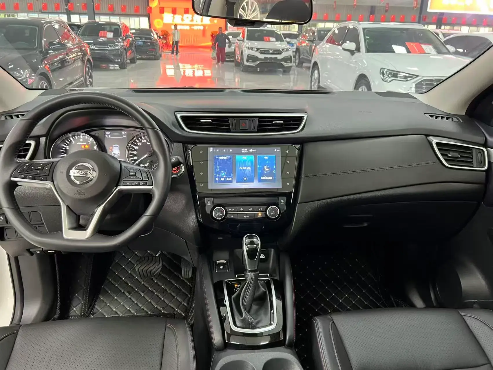 2021 NISSAN QASHQAI thumbnail 4