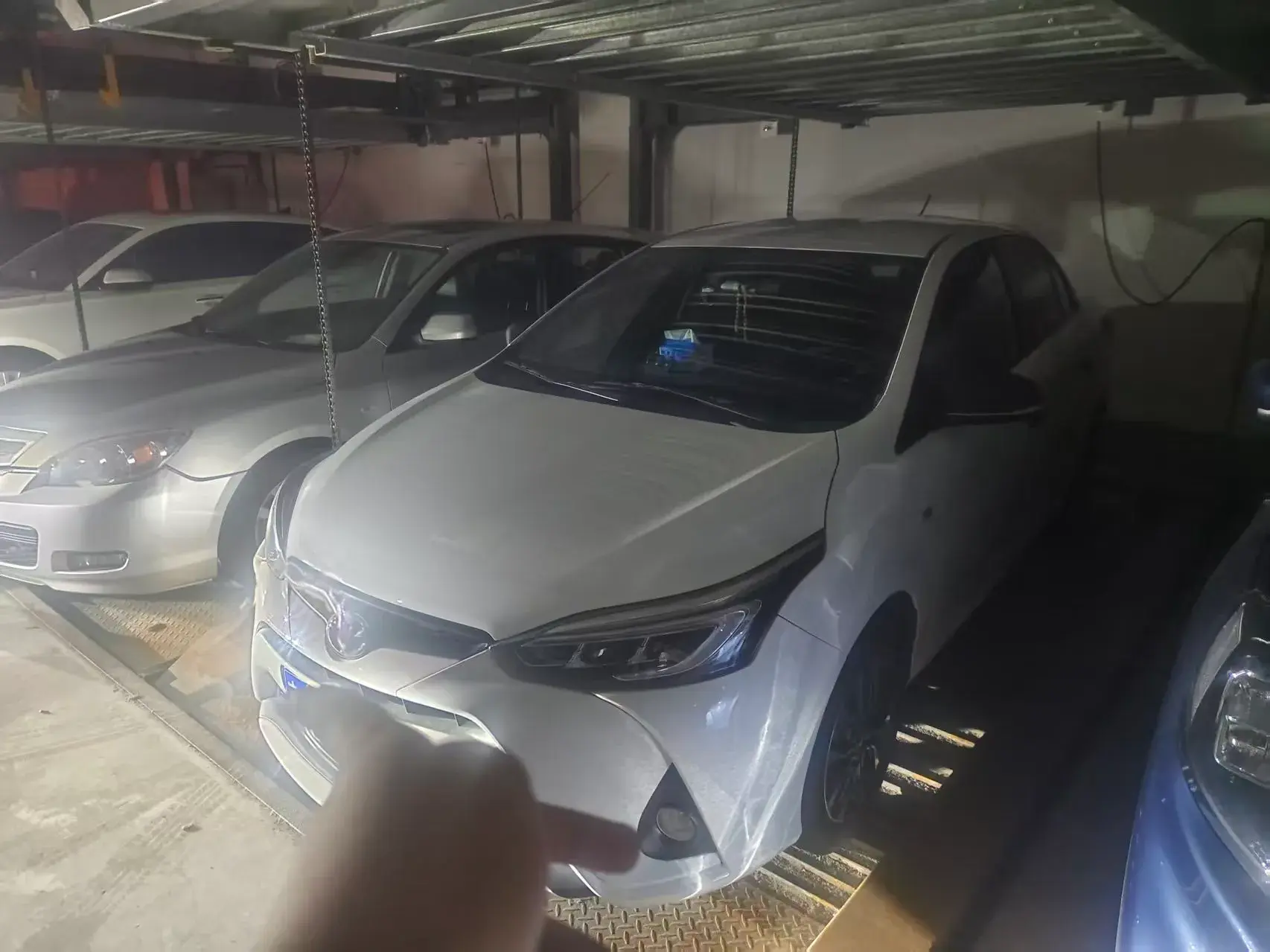 2021 TOYOTA YARIS view 1