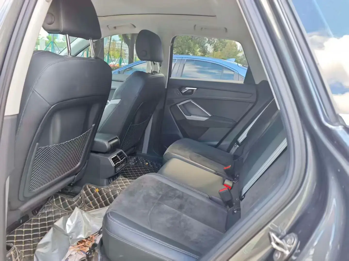 2021 AUDI Q3 thumbnail 3